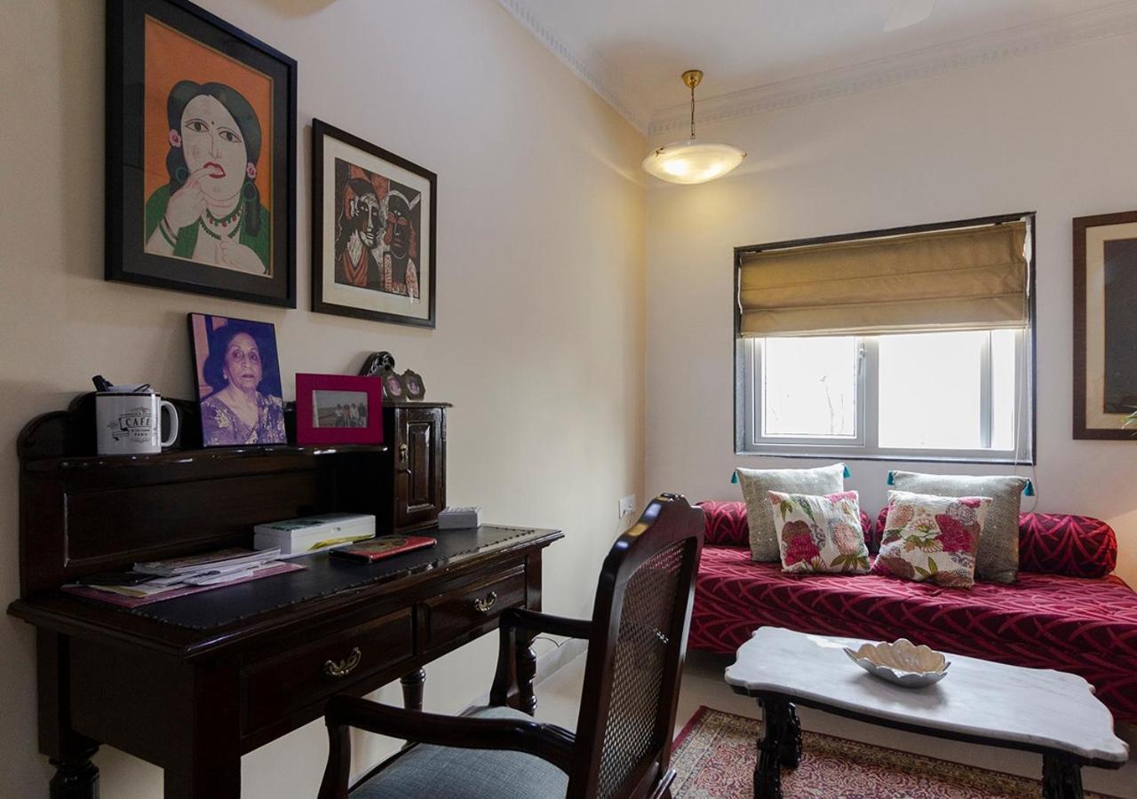 Neelam Bed & Breakfast コルカタ エクステリア 写真